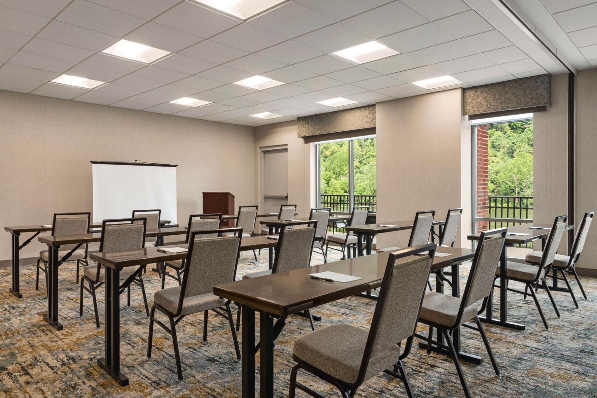 Hampton Inn & Suites Pittsburgh Waterfront West Homestead Ngoại thất bức ảnh