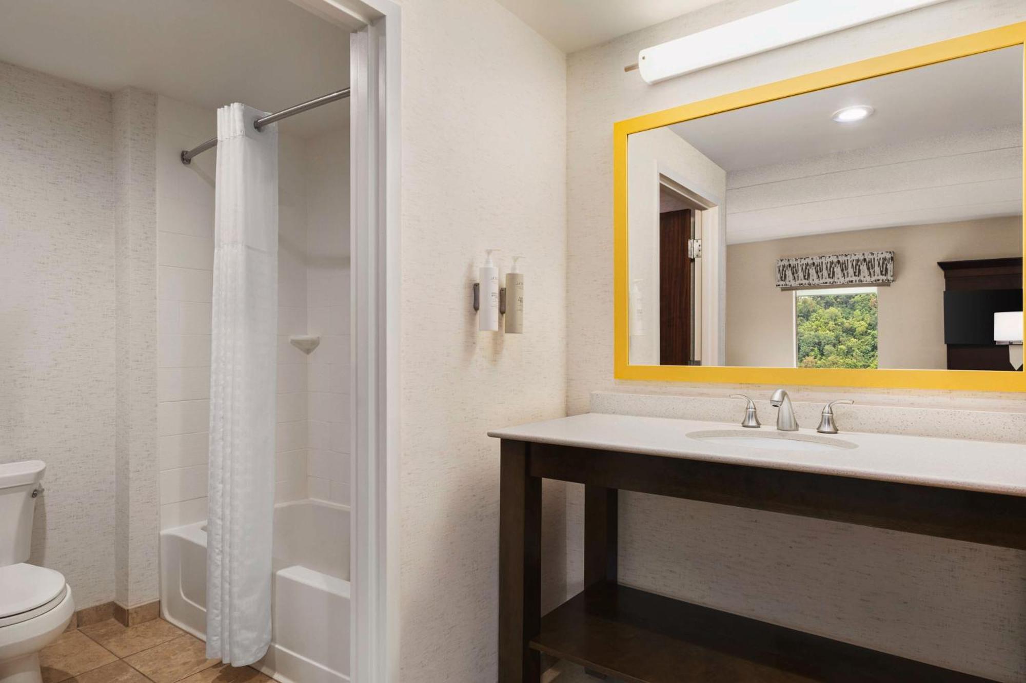 Hampton Inn & Suites Pittsburgh Waterfront West Homestead Ngoại thất bức ảnh
